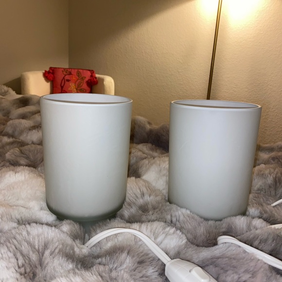 Set of 2 Ikea ISBRYTARE Table lamps - Picture 4 of 6